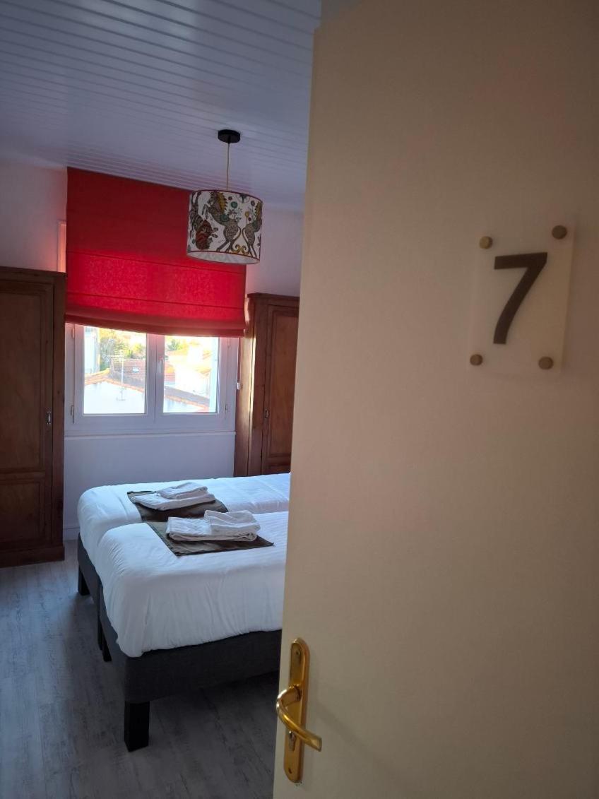 Le Crist'Al, Hotel Familial, Climatise, En Front De Mer Saint-Georges-de-Didonne Oda fotoğraf